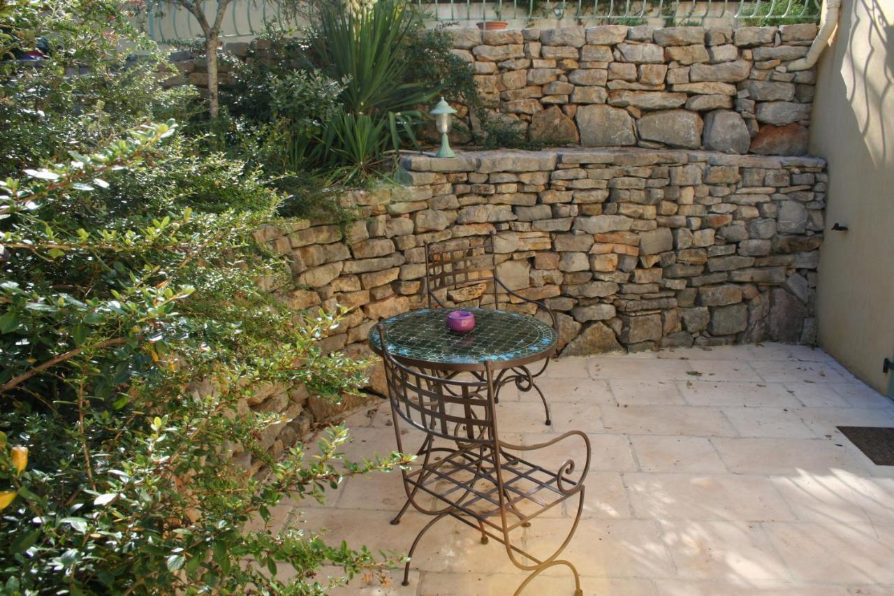 Le Mas Des Tarentes Trans-en-Provence Exterior foto
