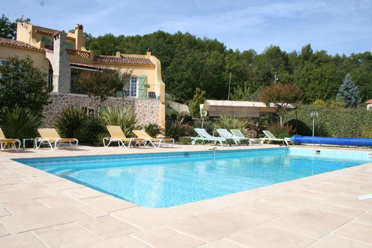 Le Mas Des Tarentes Trans-en-Provence Exterior foto