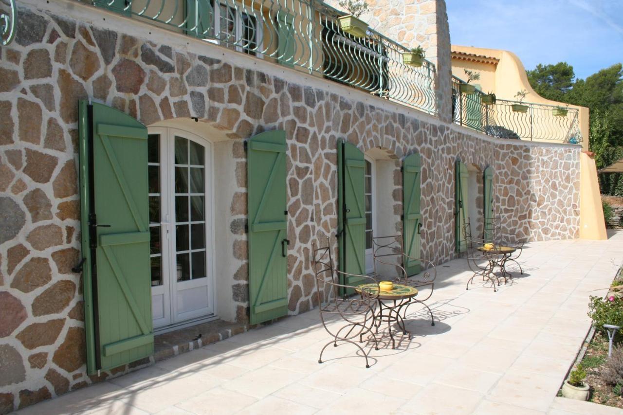 Le Mas Des Tarentes Trans-en-Provence Exterior foto